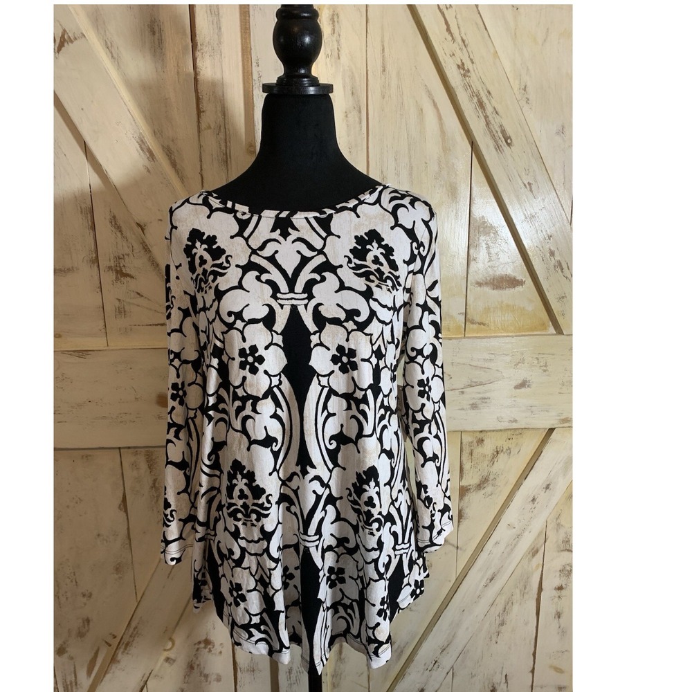 JM Collection Women's White Scrolls Print Top Size Large New